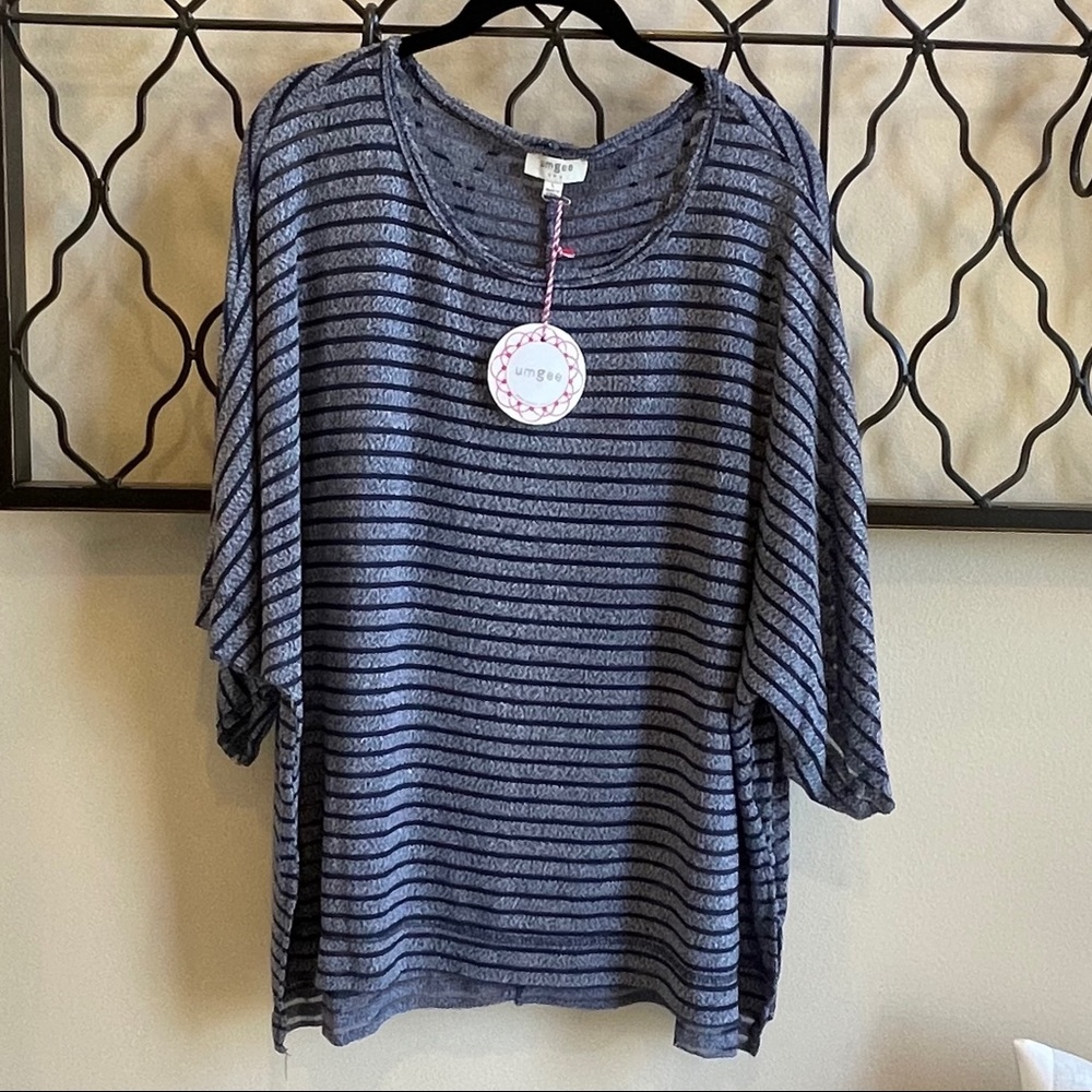 Umgee navy striped dolman top 🆕 Large